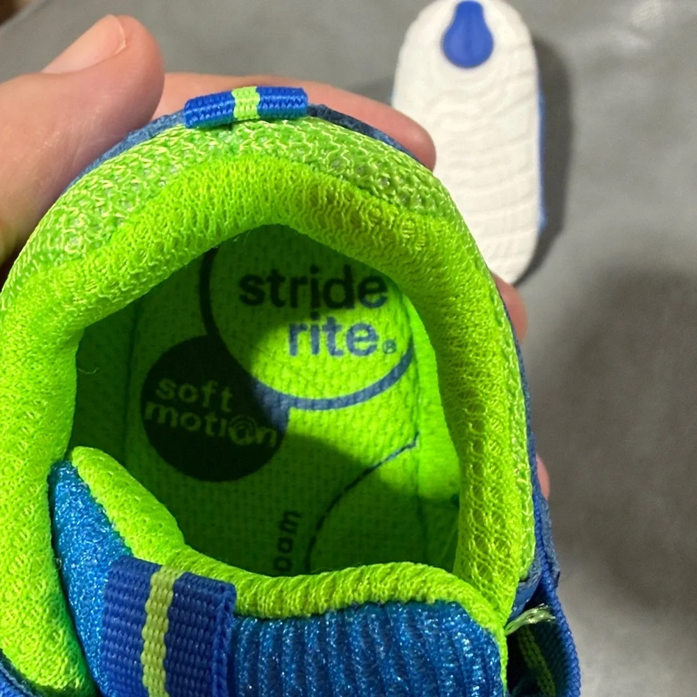 Baby stride rite shoe